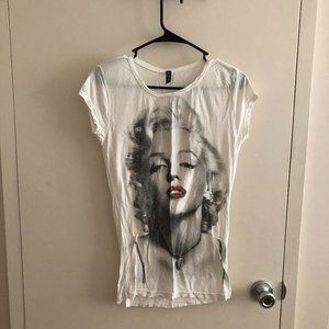Tee Shirt, Short Sleeve, Good Condition, White